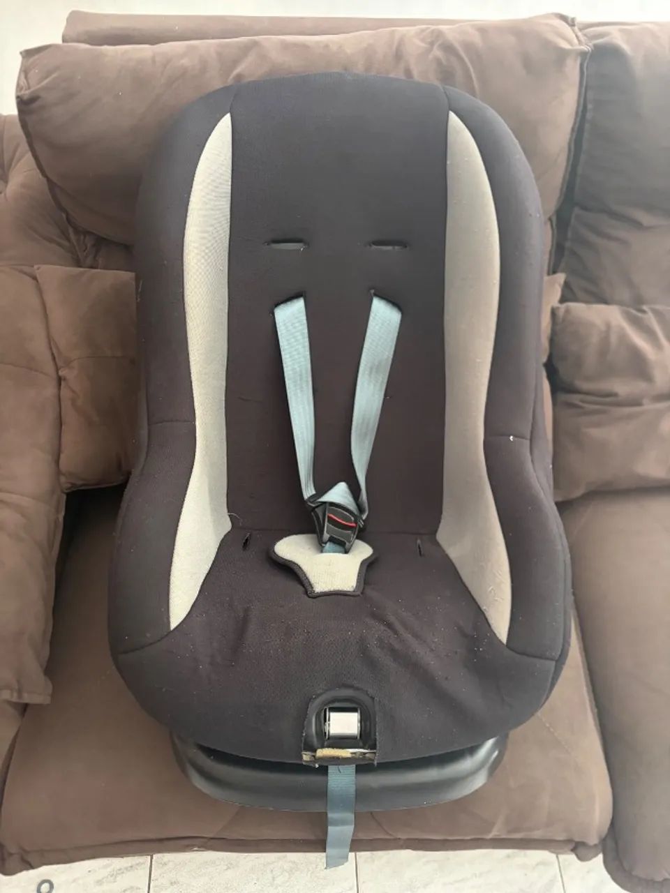 Cadeira de carro para criança 