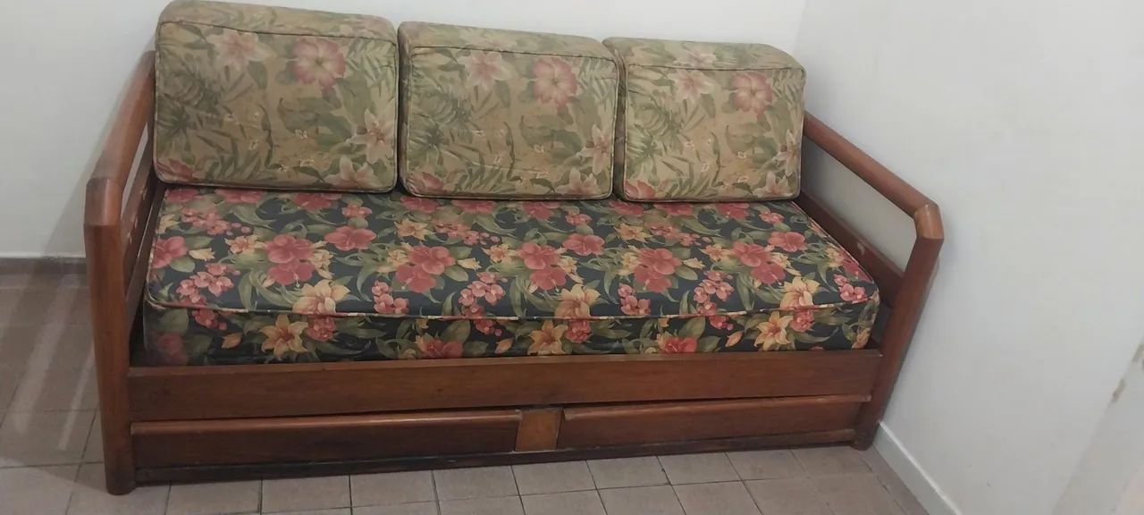 SOFÁ CAMA ? BASE DE MADEIRA.  - Foto 3