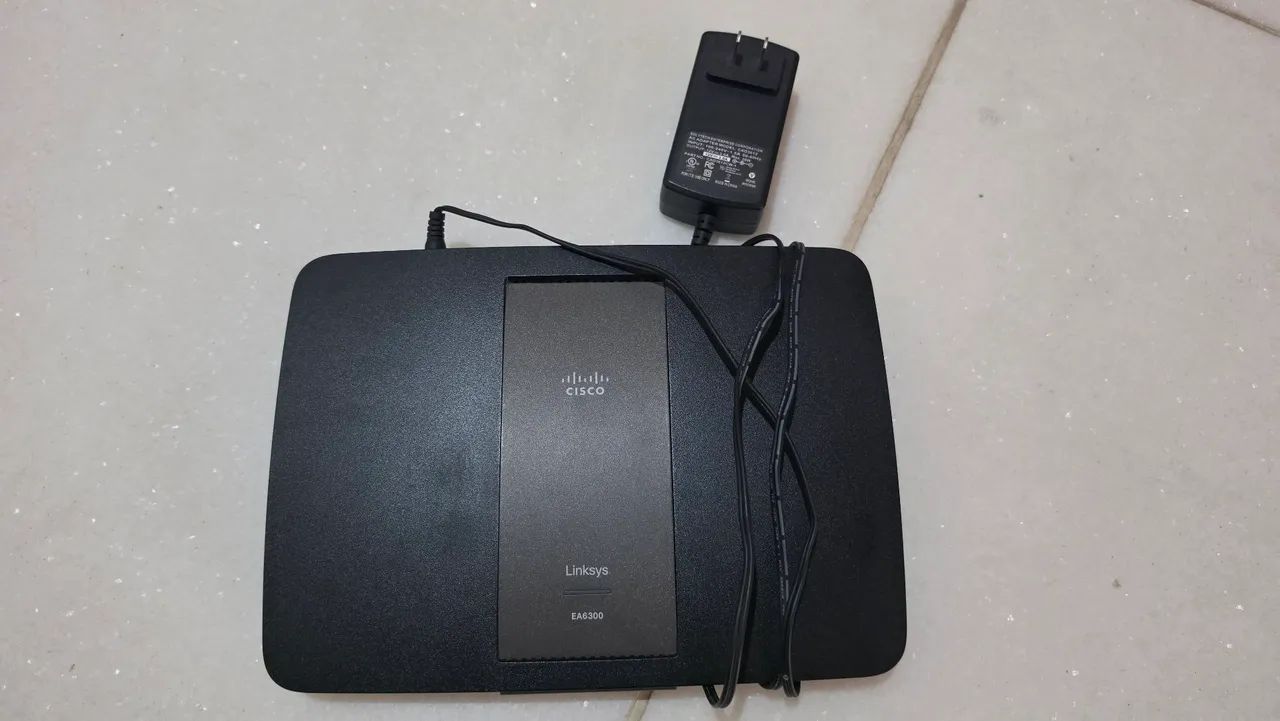Roteador Cisco Linksys EA6300v1