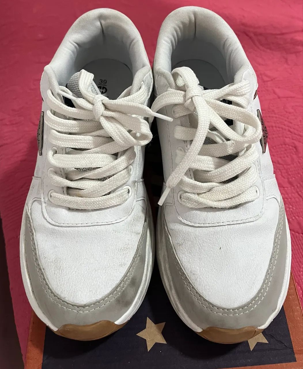 Vendo tênis semi novo - Foto 3