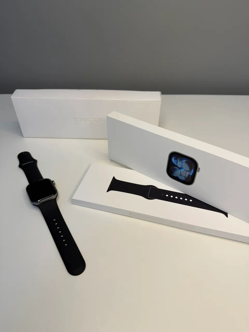 Apple Watch Series 11 42mm Space Gray - COM CAIXA E GARANTIA
