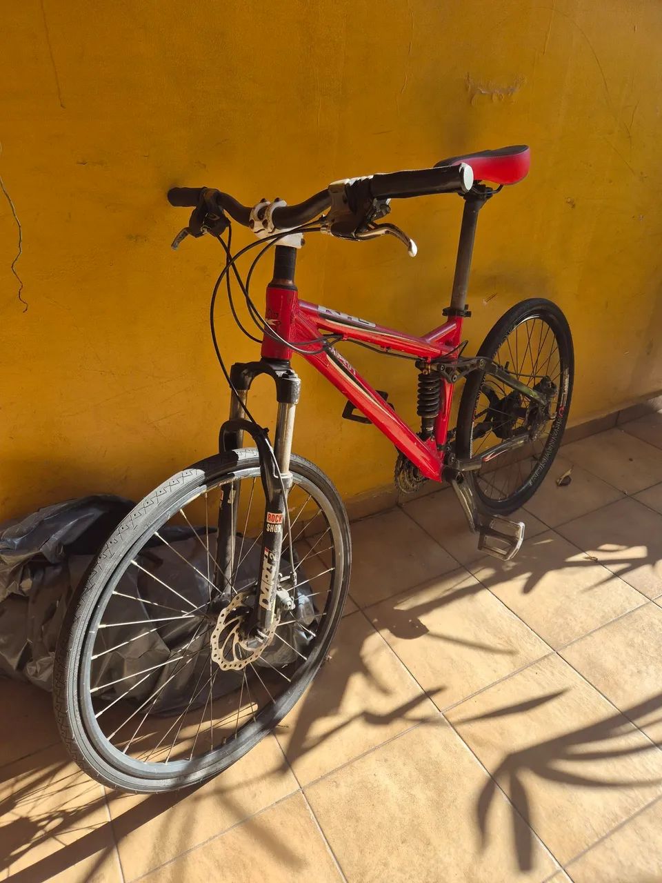 Bicicleta KHS XC 204 Downhill suspensão full
