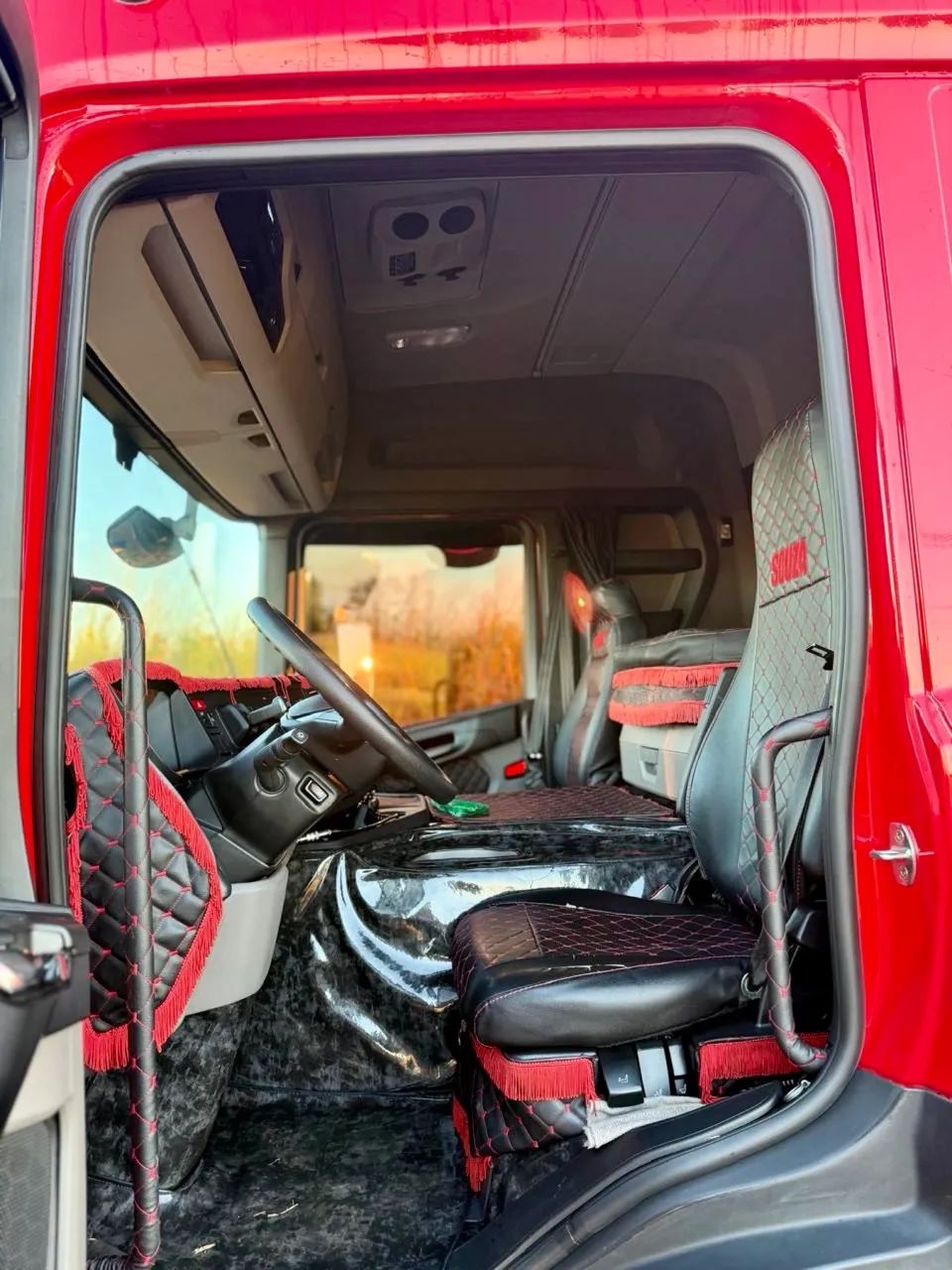 Scania P360  - Foto 9