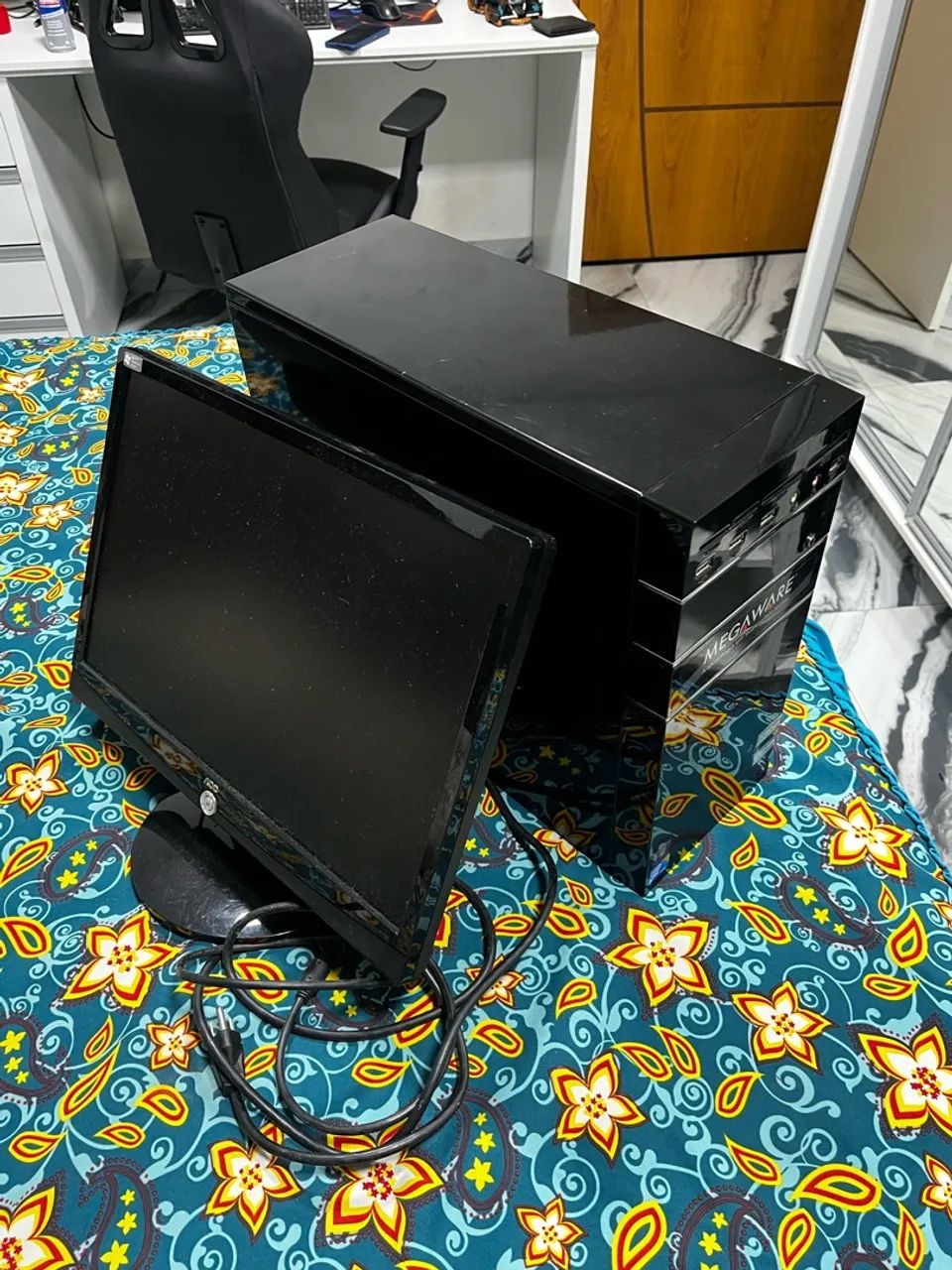 Pc quad core ddr3 com monitor
