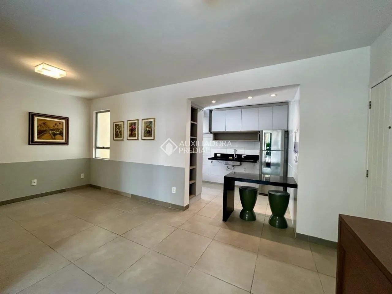 Apartamento à venda no bairro Trindade com 76 m² e 3 dormitórios/quartos disponíveis