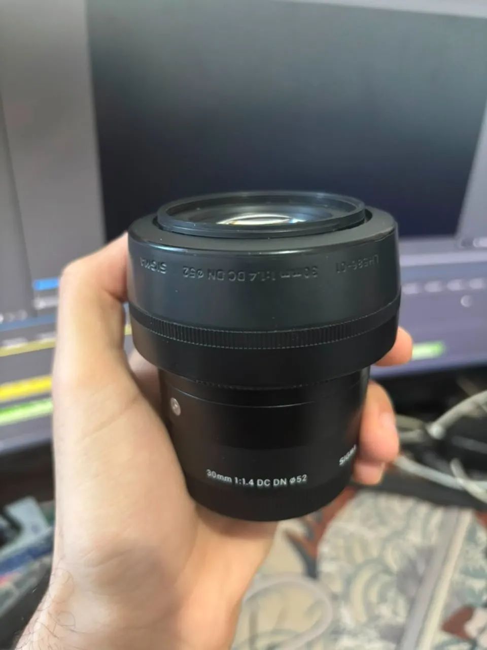 Sony a6500 + Sigma 30mm + Gimbal - Videomaker Starter Kit  - Foto 2