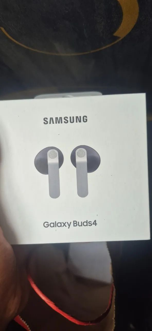 Galaxy buds 4