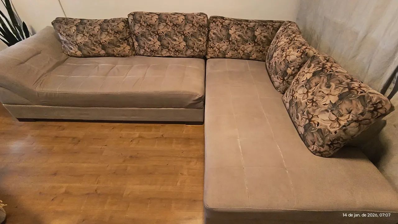 Sofá 4 lugares - Semi novo.  - Foto 2
