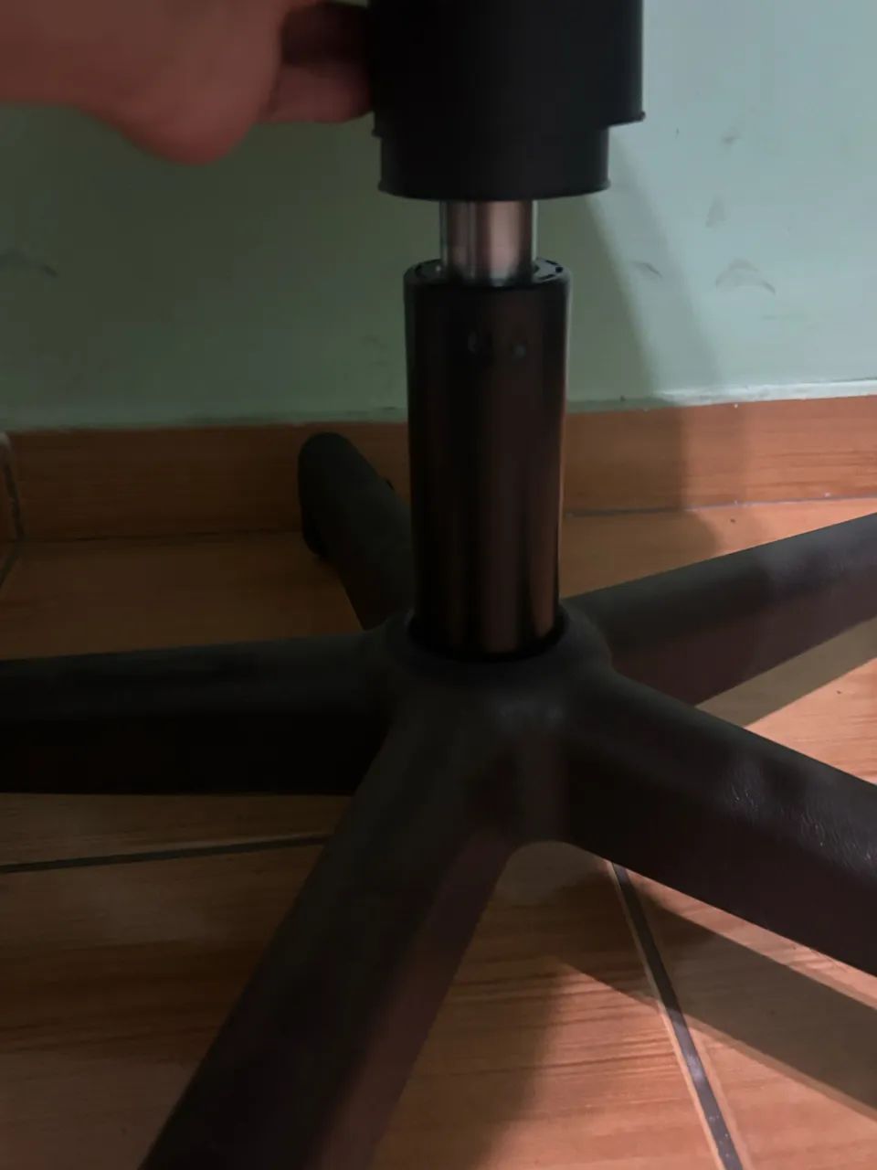 Cadeira Gamer C/ 3 meses de uso - Foto 2