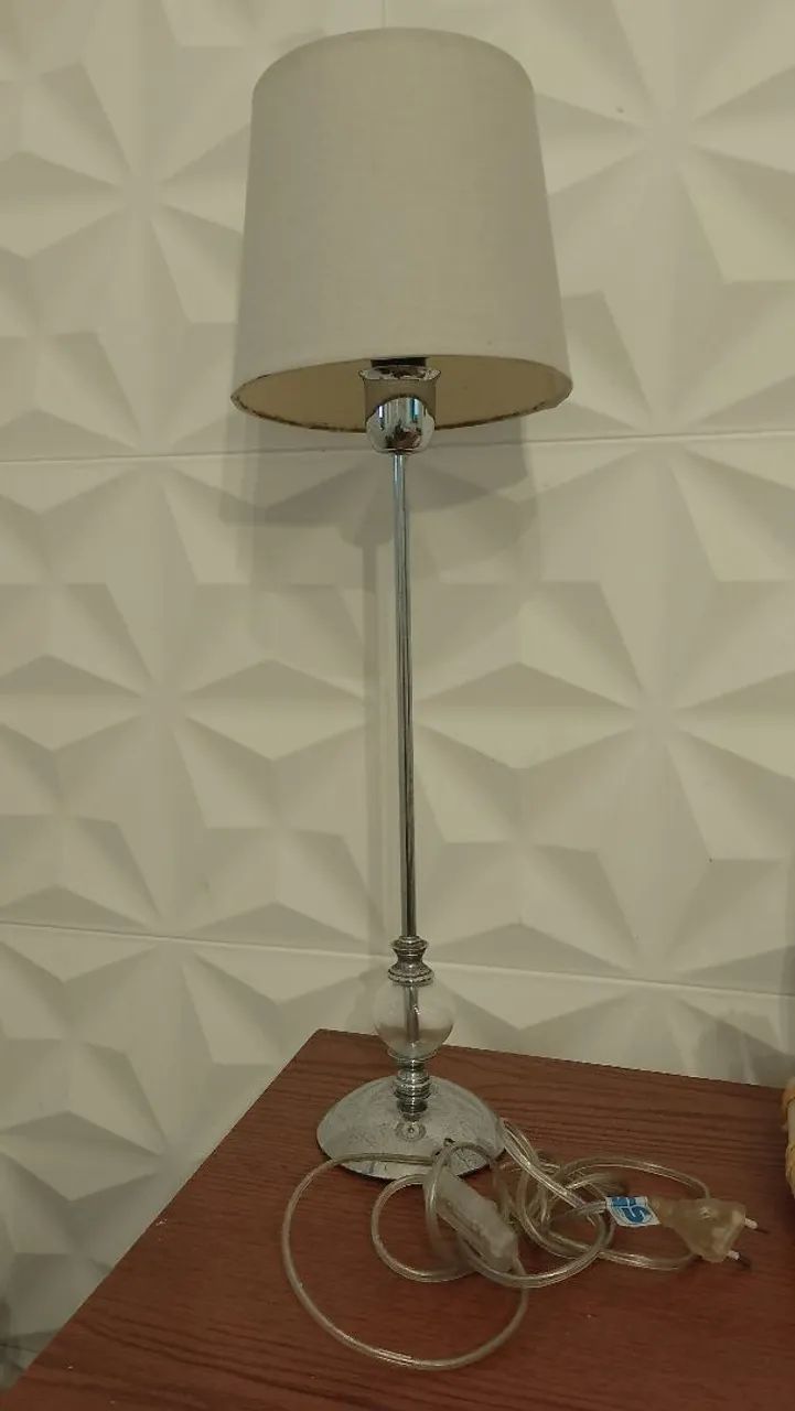 Vendo este abajur 