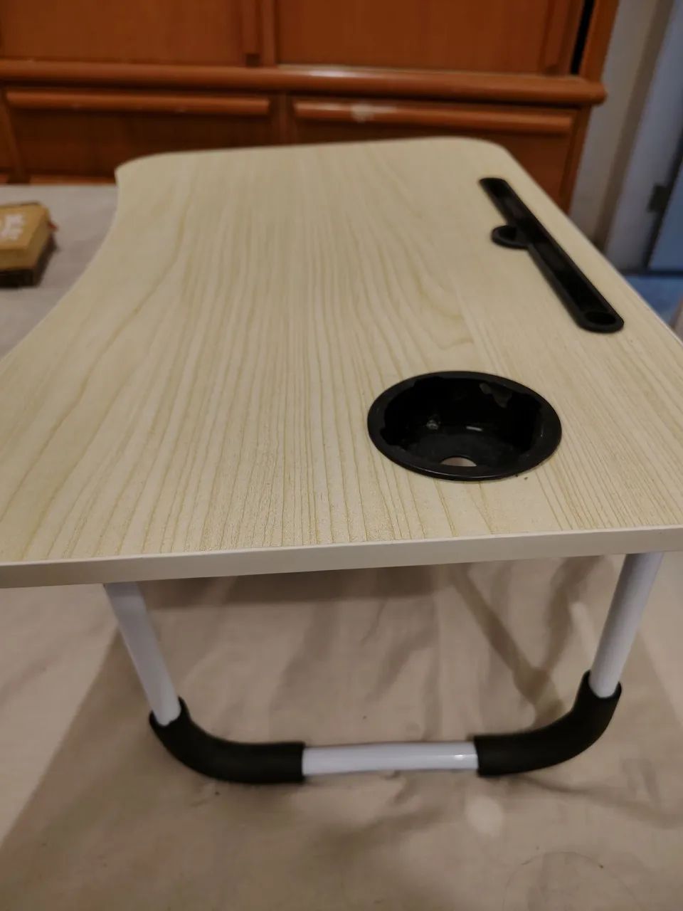 Mesinha de cama para trabalhar e café  - Foto 4