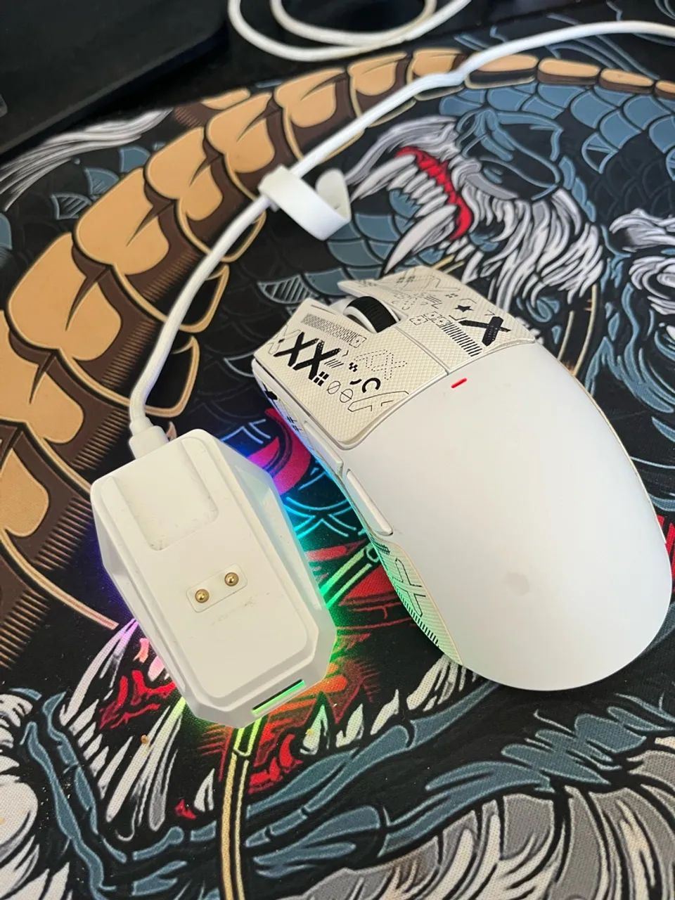 Mouse Attack Shark x11 com Dock de Carregamento
