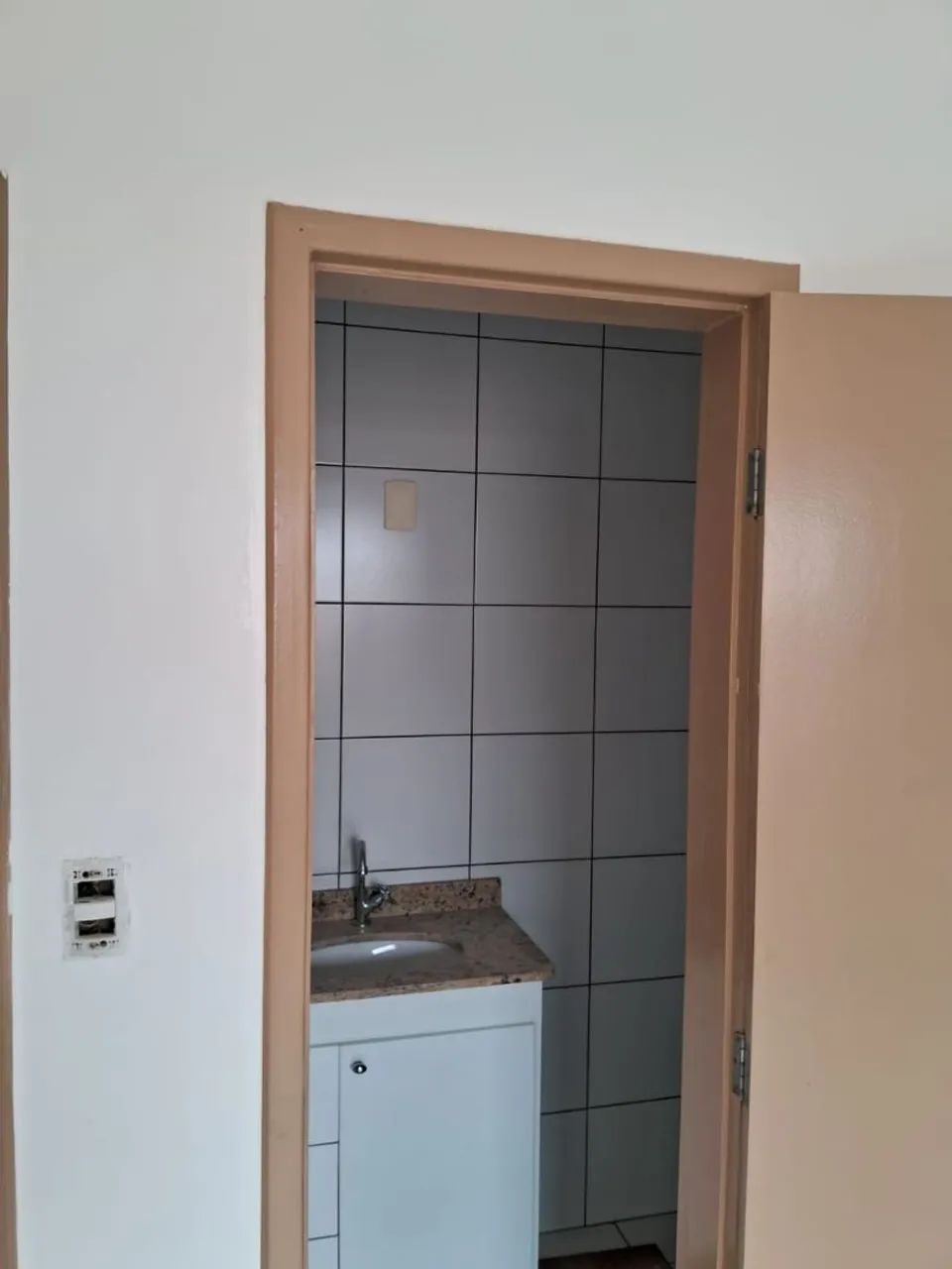 Kitnet quarto e sala próximo UNIME no centro - Foto 3