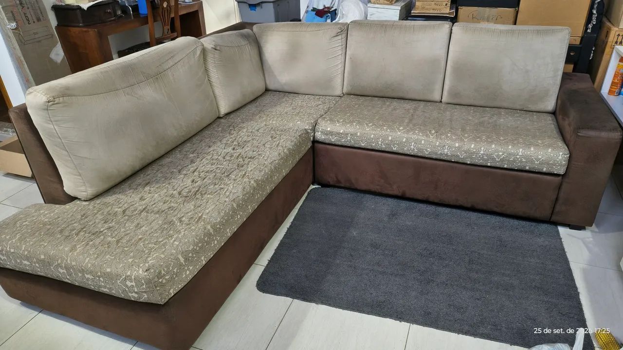 Sofá em L