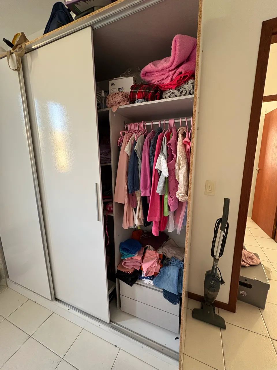 Guarda Roupa Casal Branco