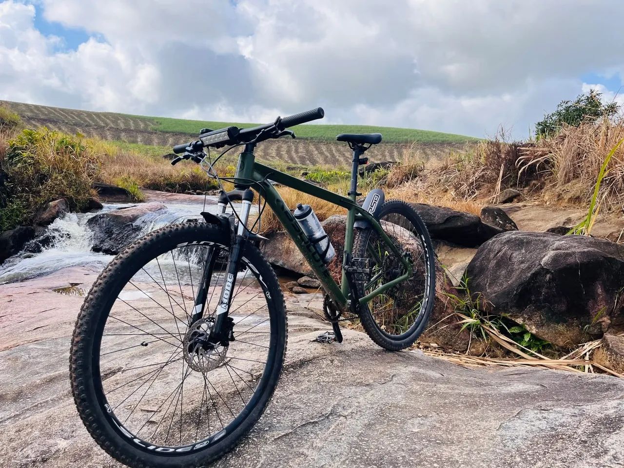 Bicicleta Absolute aro 29 Tamanho 19 - Foto 2