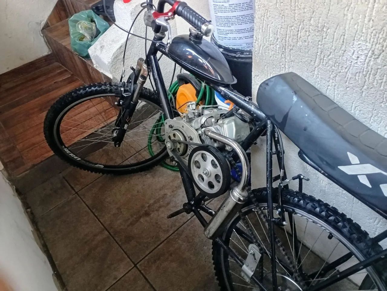 Bicicleta motorizada 4 tempos com defeito  - Foto 2