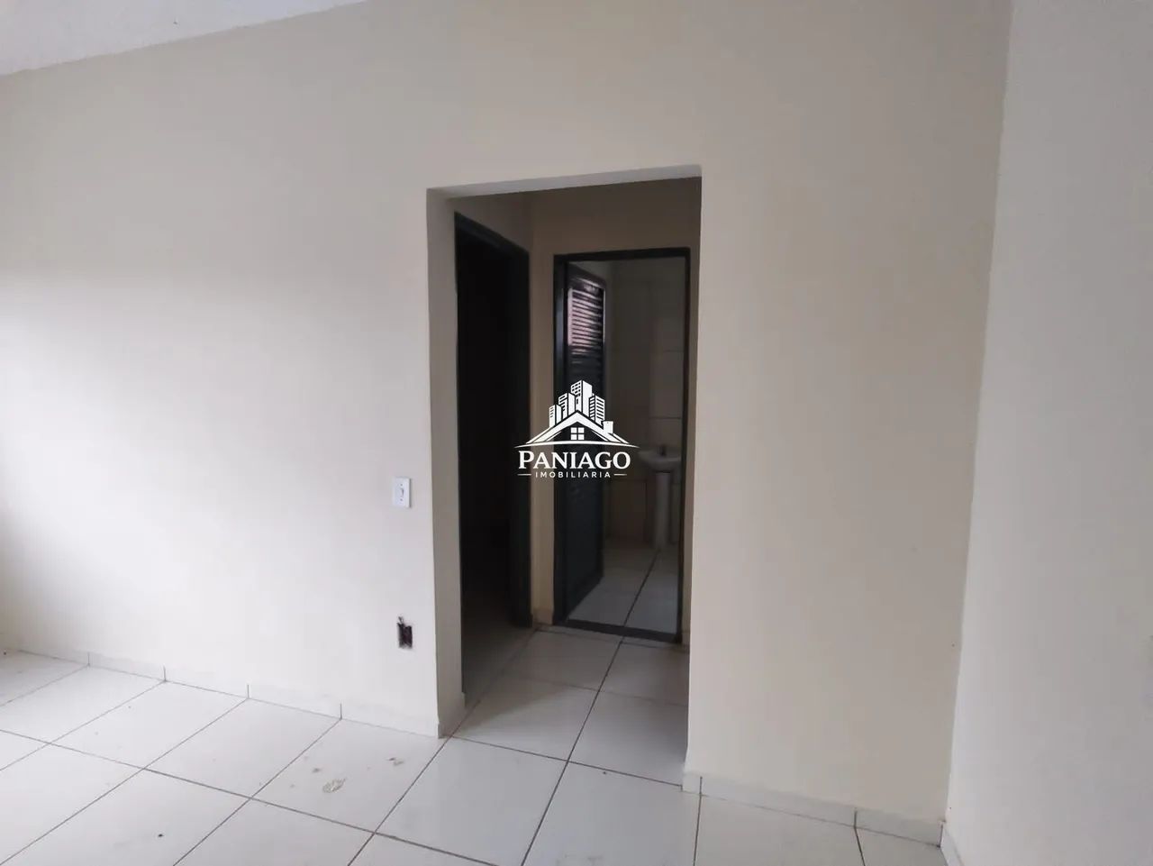 Casa com 2 quartos (1 suíte), amplo terreno, Altos do Parque, Cuiabá-MT - Foto 5