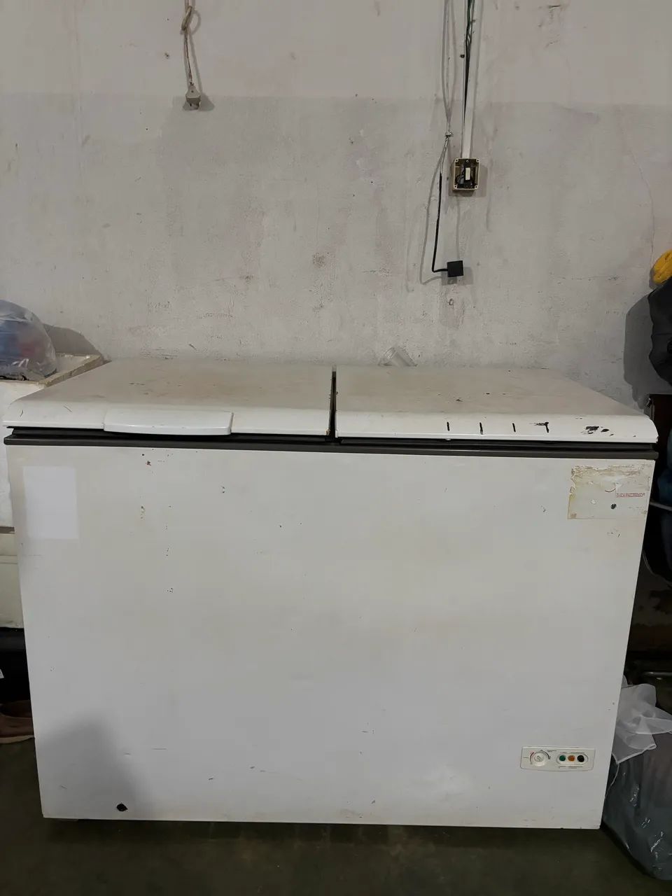 Freezer a venda!