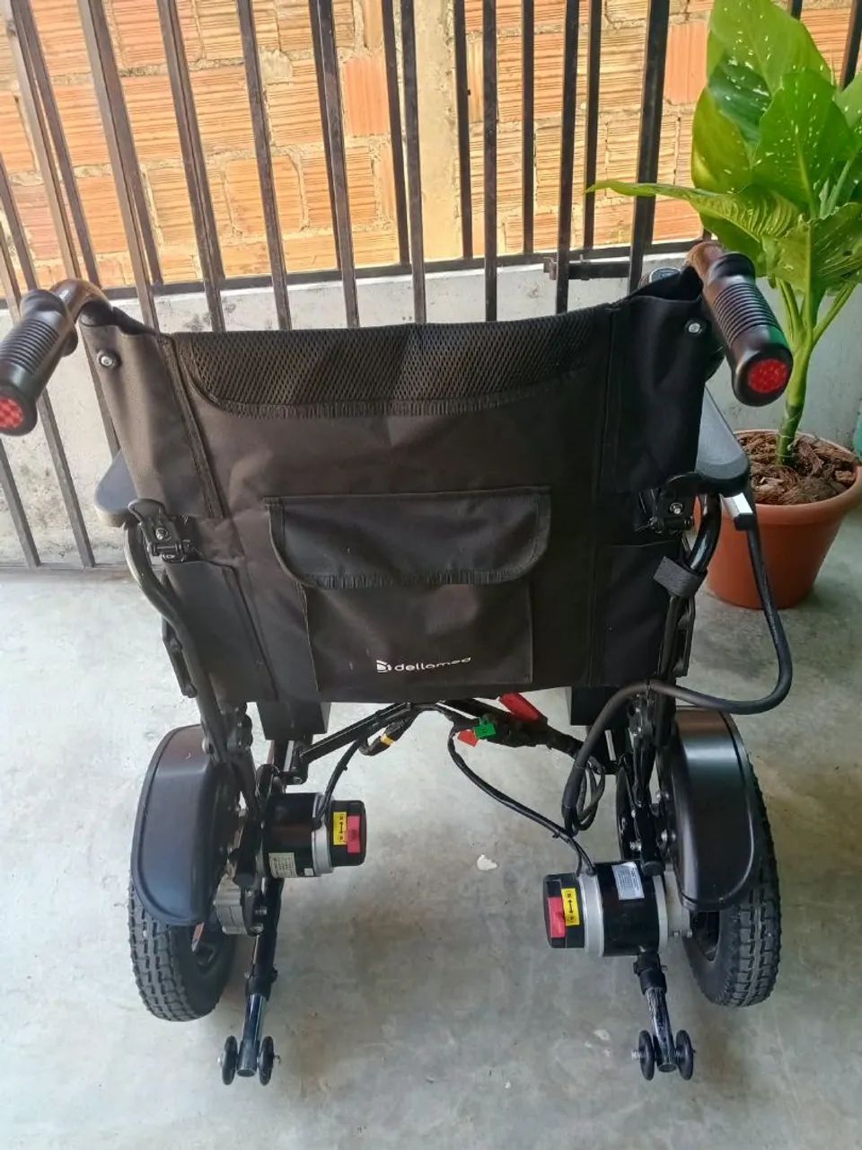 CADEIRA DE RODAS MOTORIZADA - Foto 3