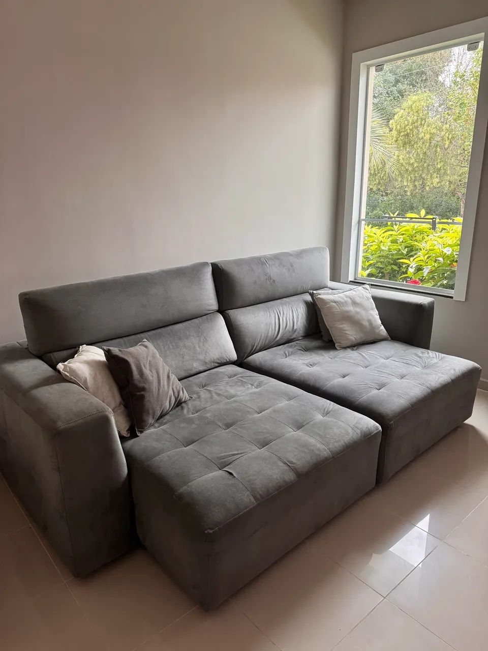 Sofá 4 lugares retrátil e reclinável  - Foto 3