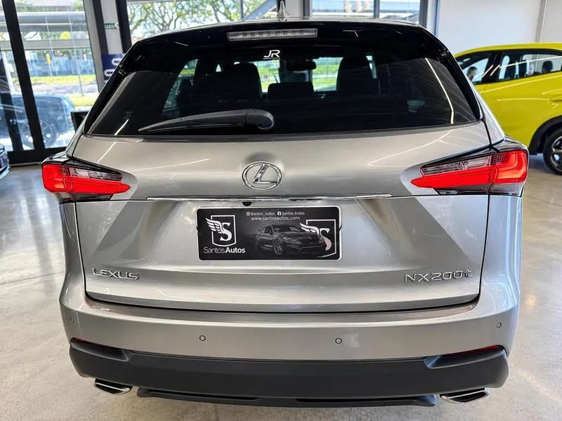 Lexus NX-200t F-sport 2.0 16V 238cv Aut., foto 6 de 15