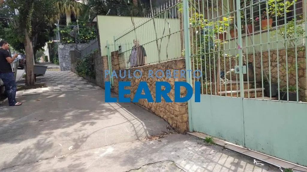SOBRADO - PERDIZES - SP