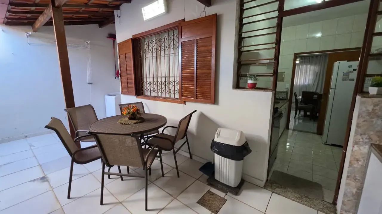 Casa com 03 quartos e 02 vagas-  Santa Amélia - Foto 4