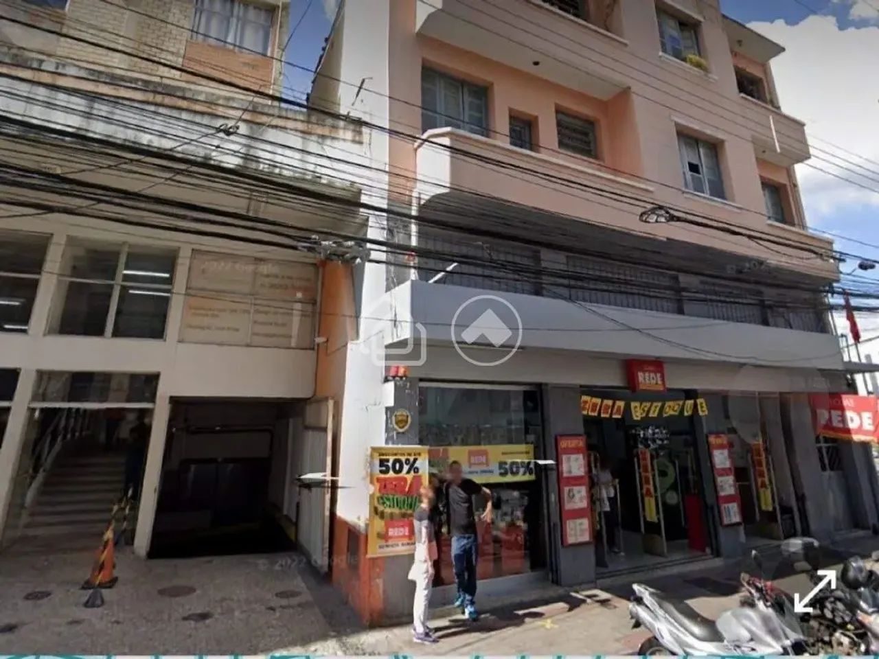 Sala para Venda Floresta com vaga de garagem e banheiro - Foto 3