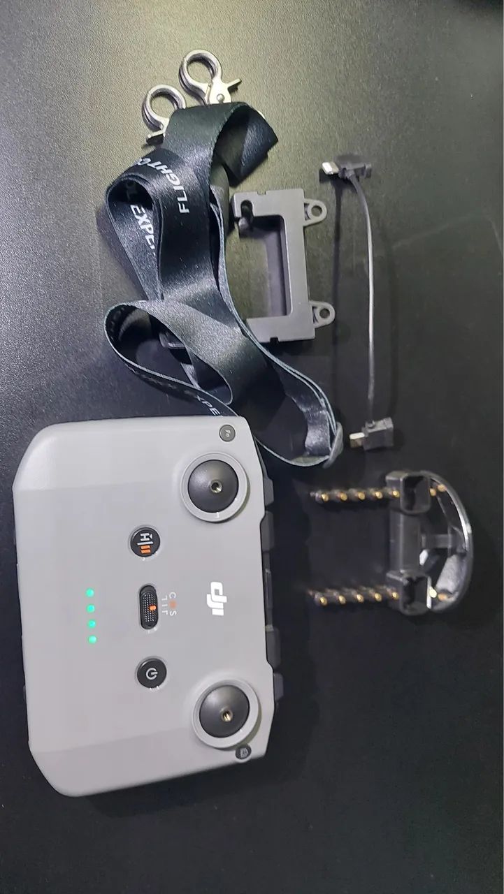 DJI Mini 4 Pro Completo RC2 + RC-N2 + 3 Baterias + Pouco Uso - Foto 4