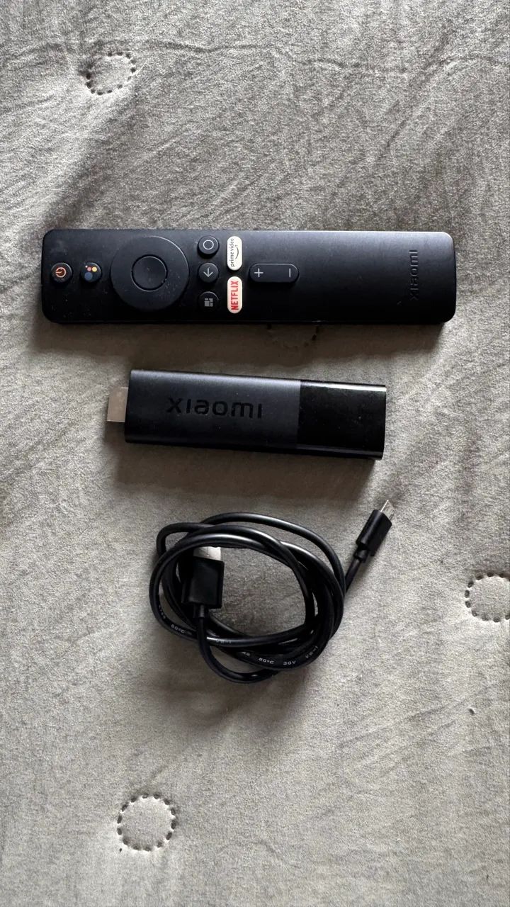 Xiaomi Mi Tv Stick 4k Controle De Voz 8gb Preto Com 2gb Ram - Foto 3