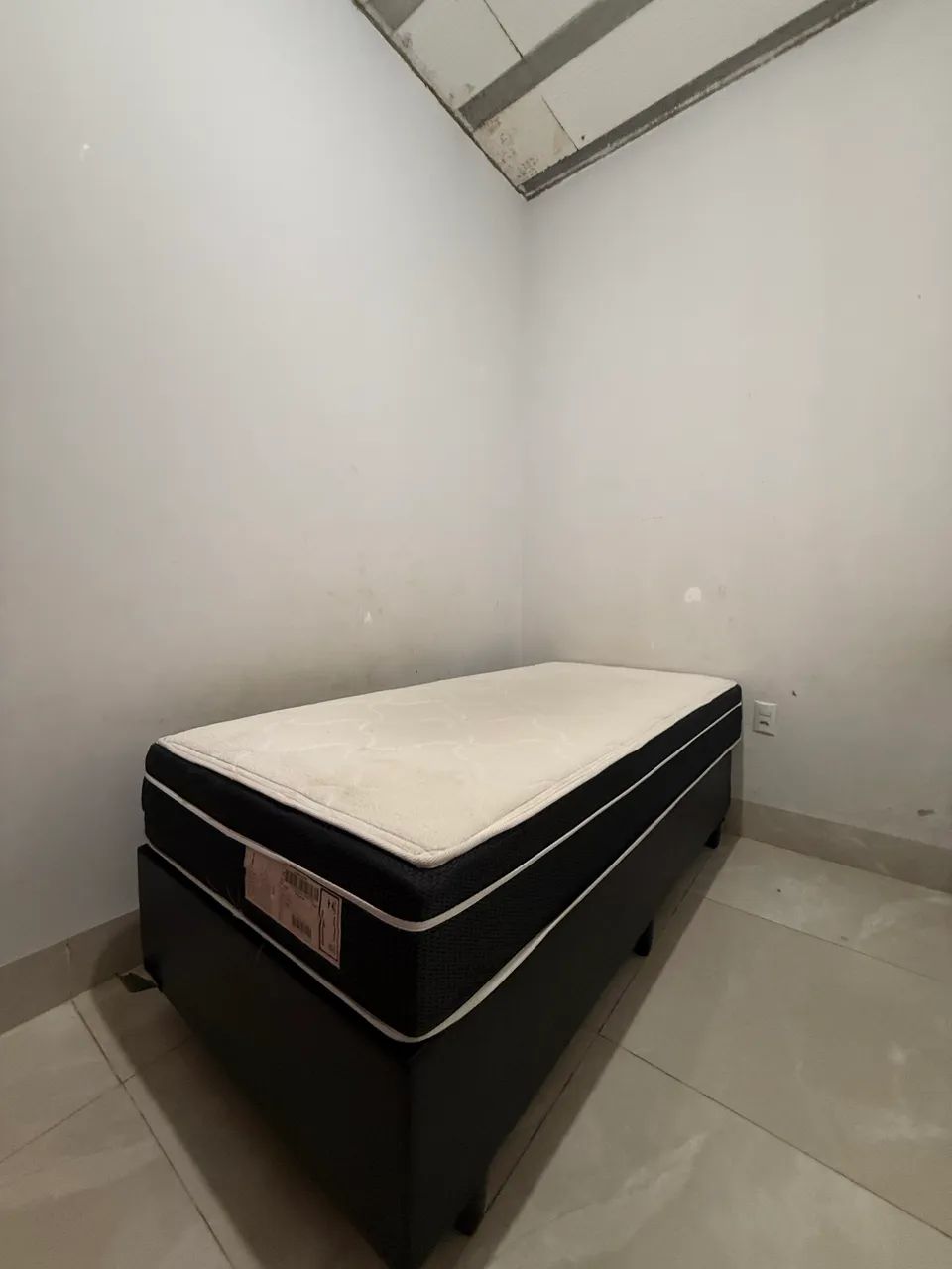 Cama