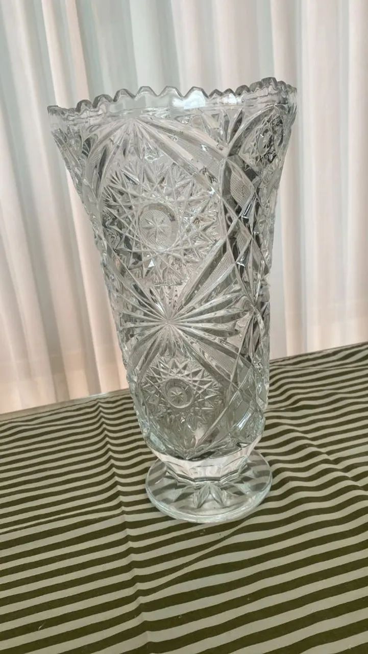 Vaso de cristal lapidado 