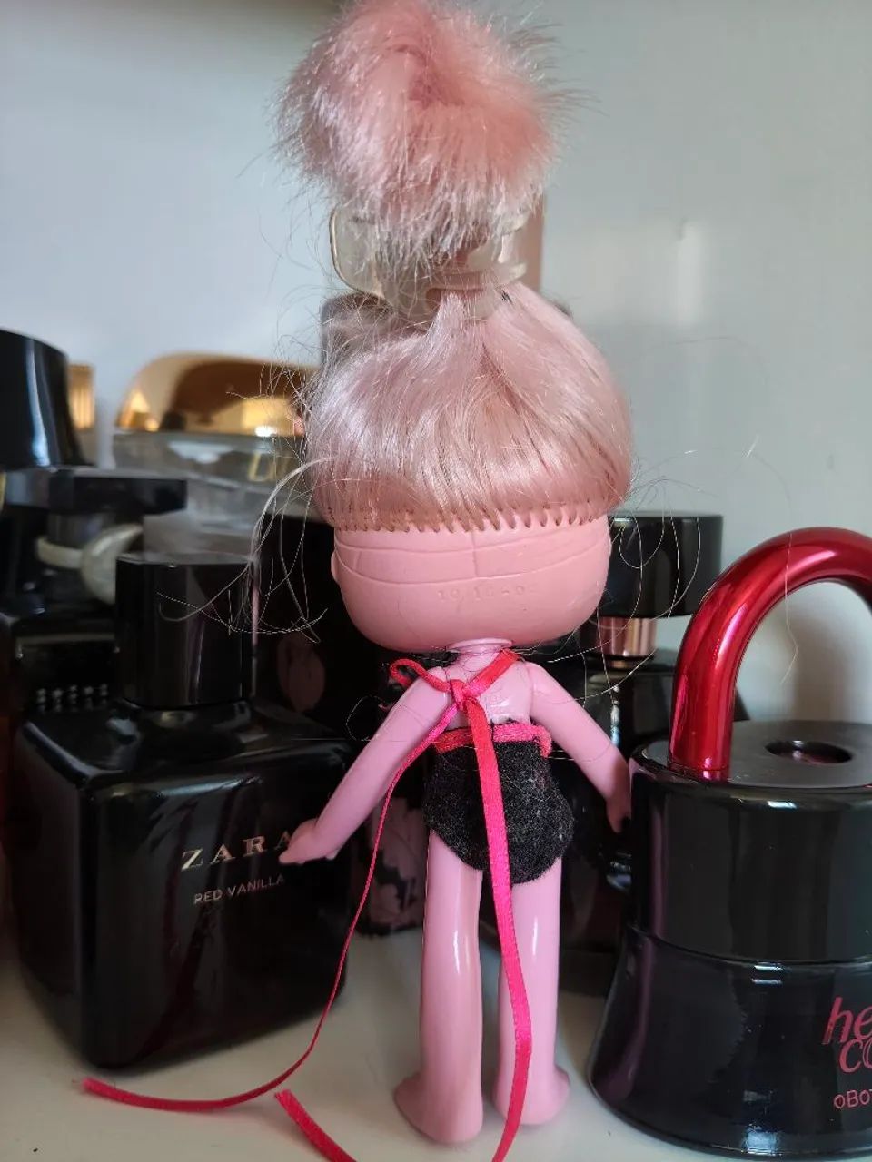 Boneca Moranguinho coleção brigadeiro "bicho de pé" - Foto 3