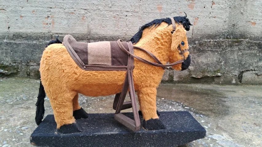 Cavalinho de balanço Usado  - Foto 3