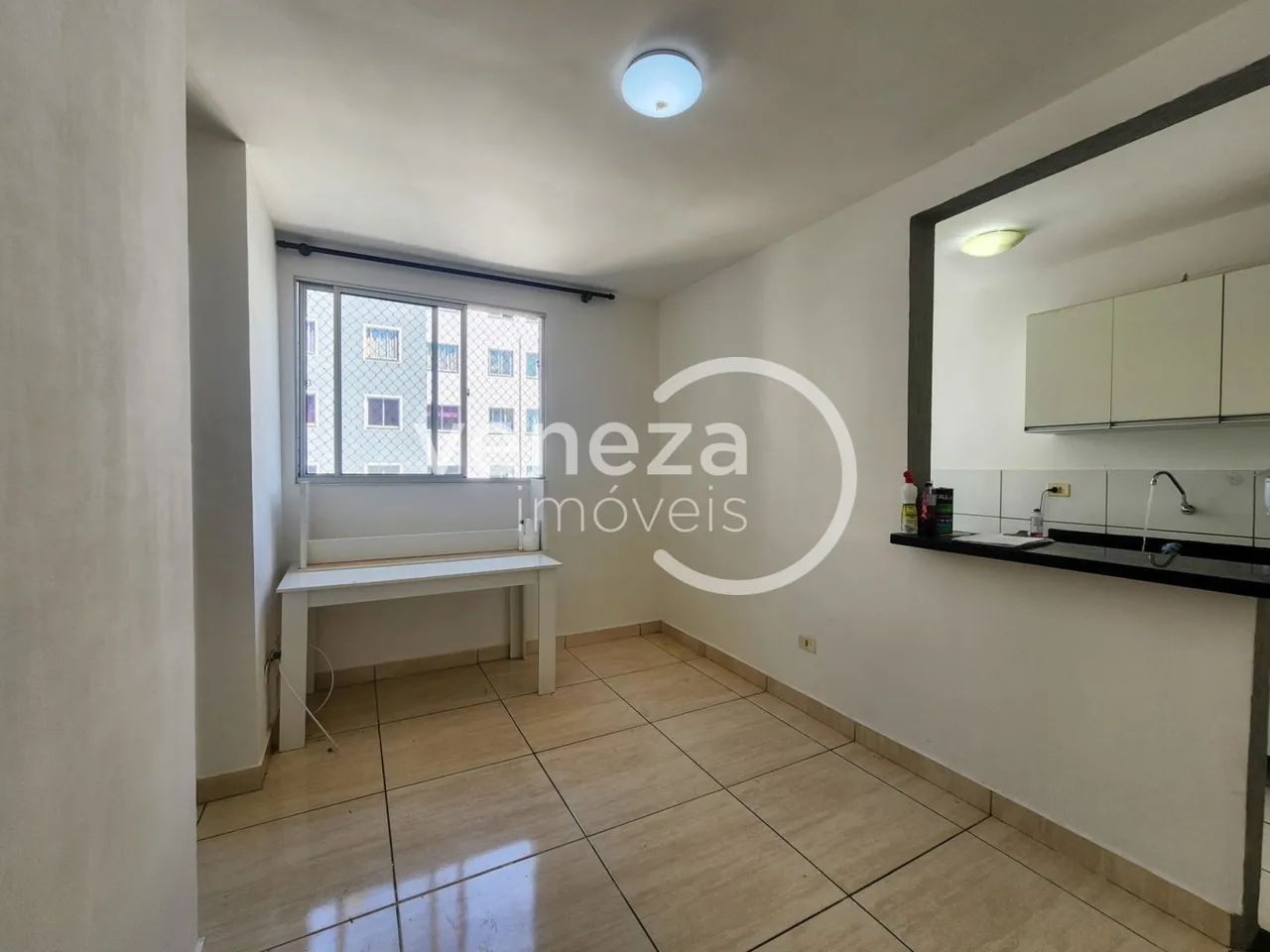 Apartamento para alugar no Edifício Spazio Leopoldina, Londrina - Foto 2