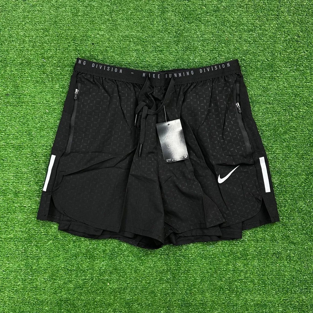 Shorts esportivos - Foto 3