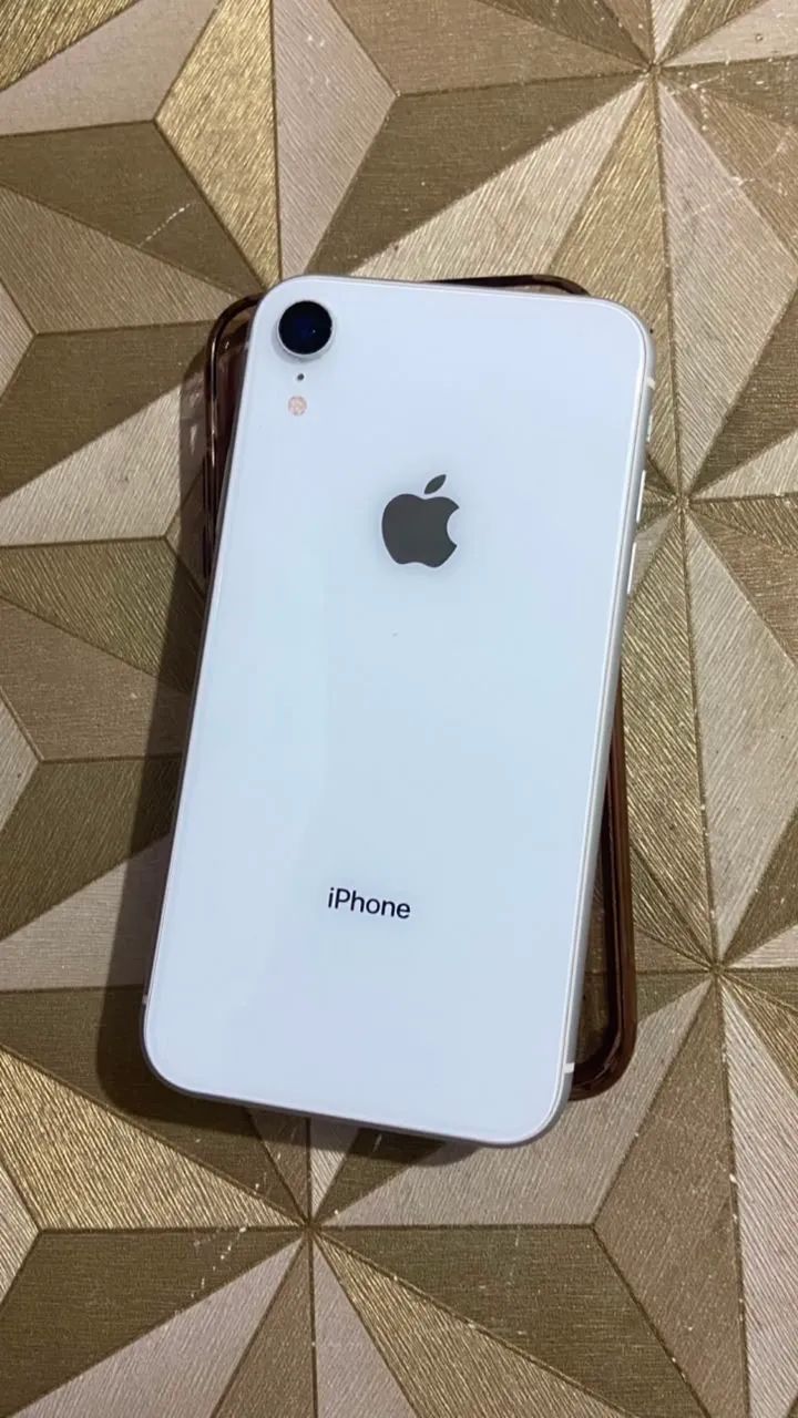 Iphone XR 128gb (ver a descrição) - Foto 2