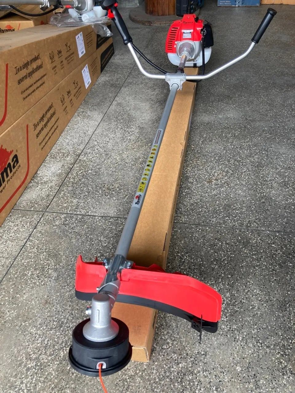Roçadeira Toyama a Gasolina 51.6 cilindradas - Foto 3