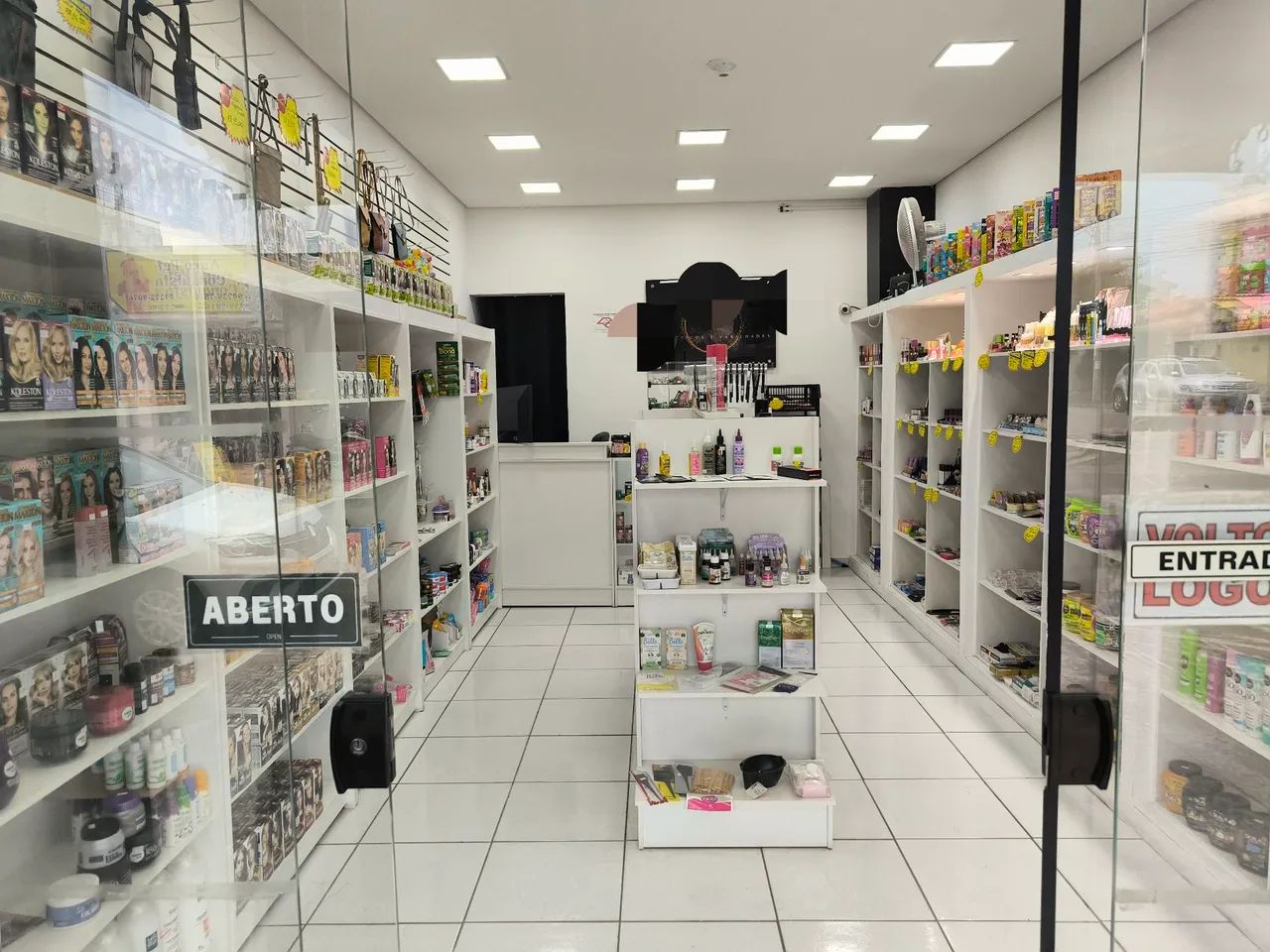 Vendo loja de cosméticos e maquiagem  - Foto 3