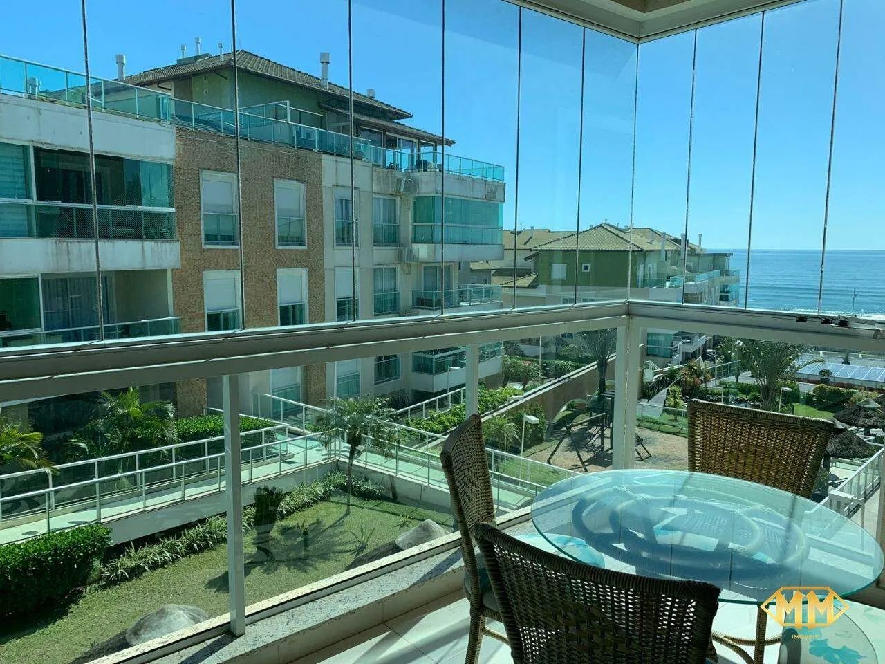 Condomínio Clube exlcusivo: beira mar, mobiliado e com vista para o mar!