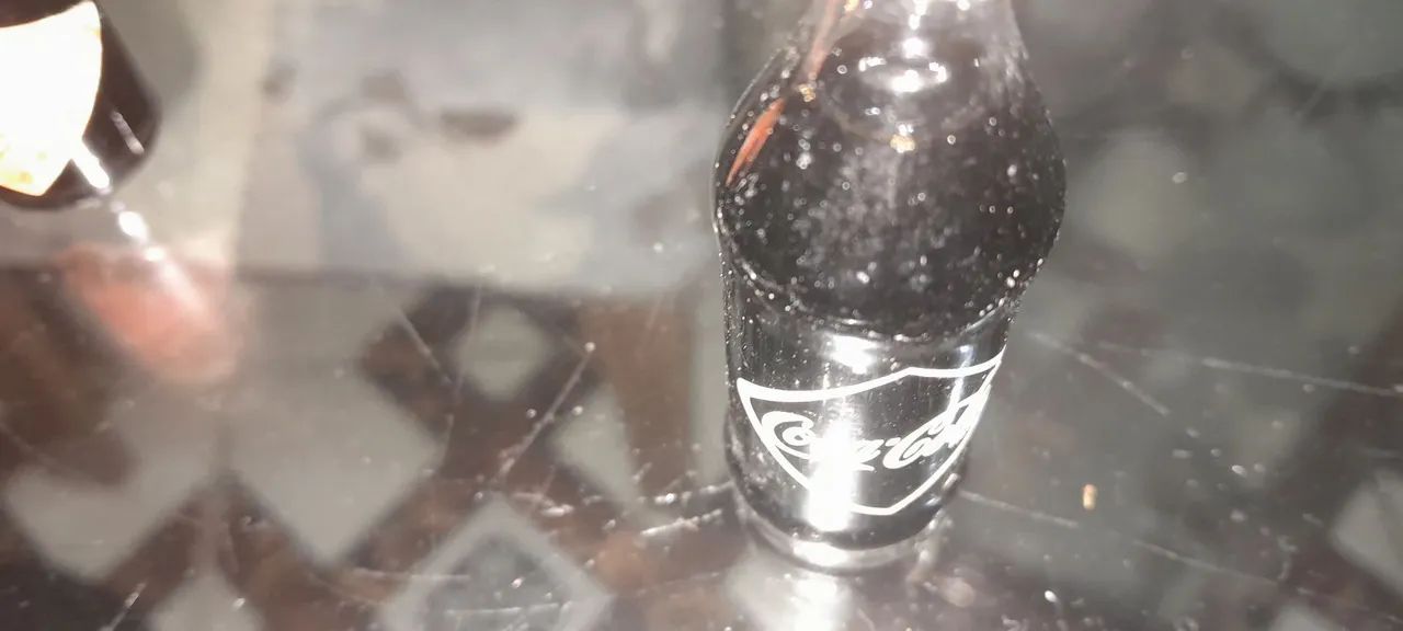 Reliquia 4 minigarrafinhas antigas coca cola - Foto 2