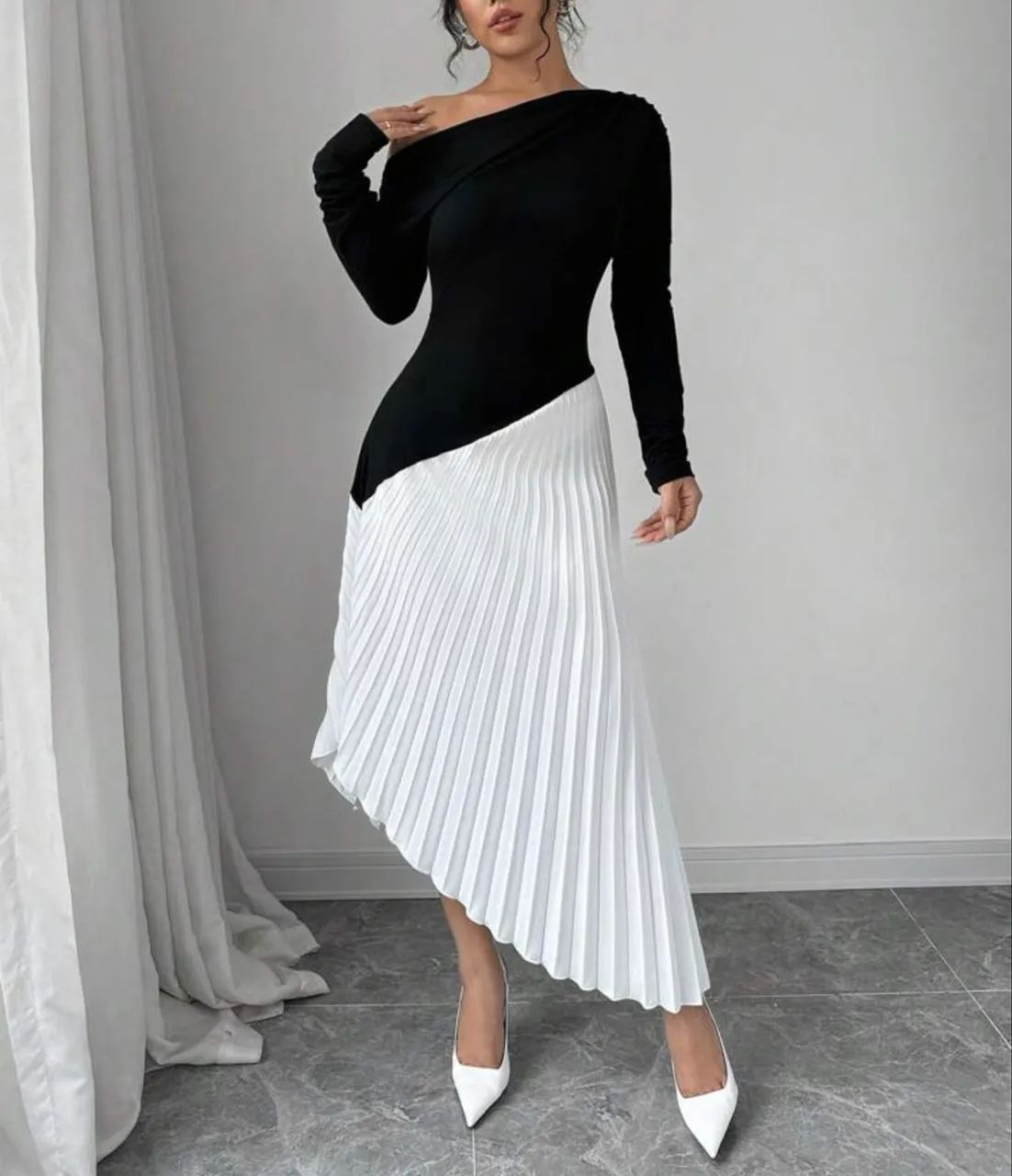Vestido preto e branco NOVO