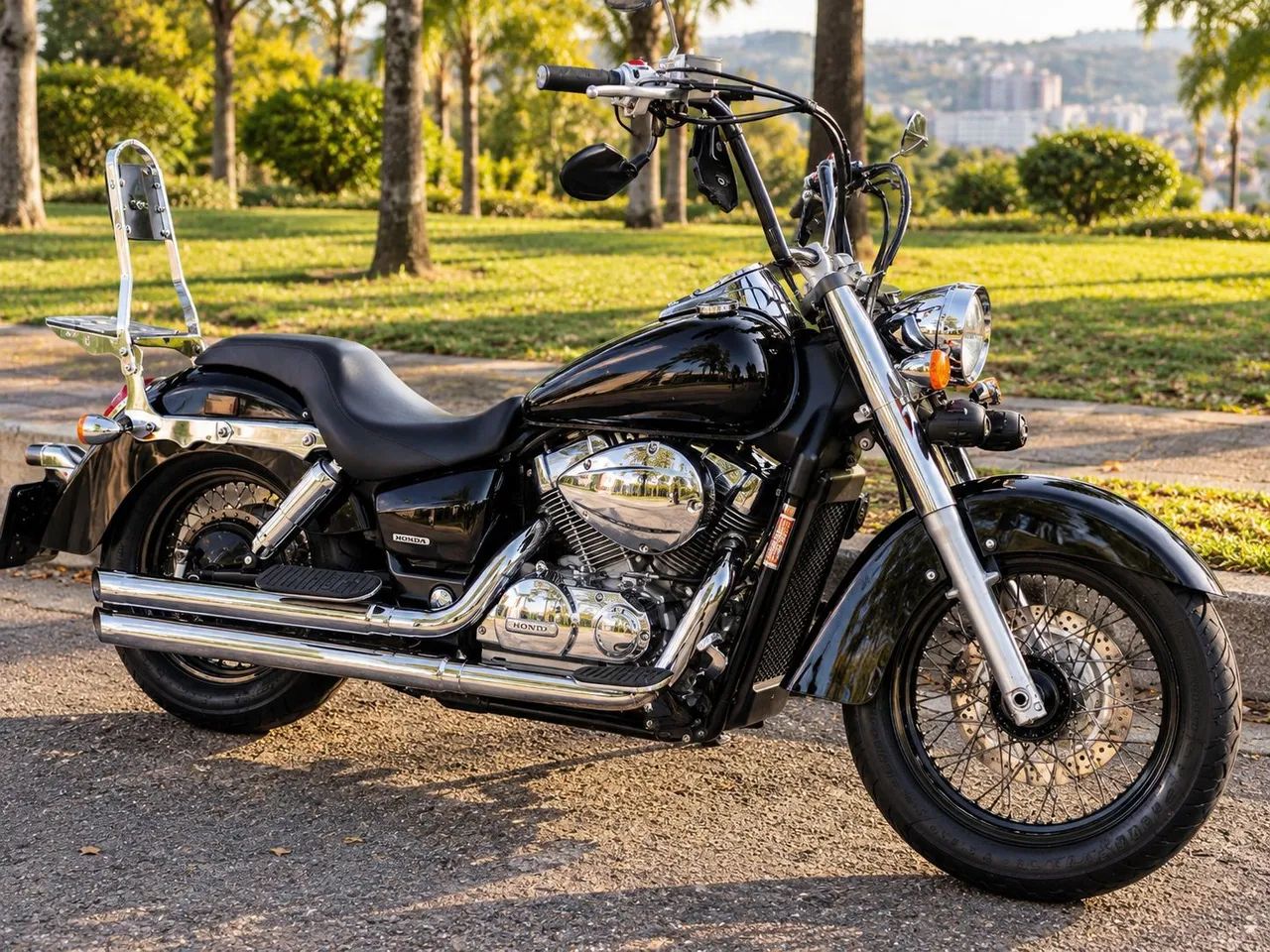 Shadow 750 