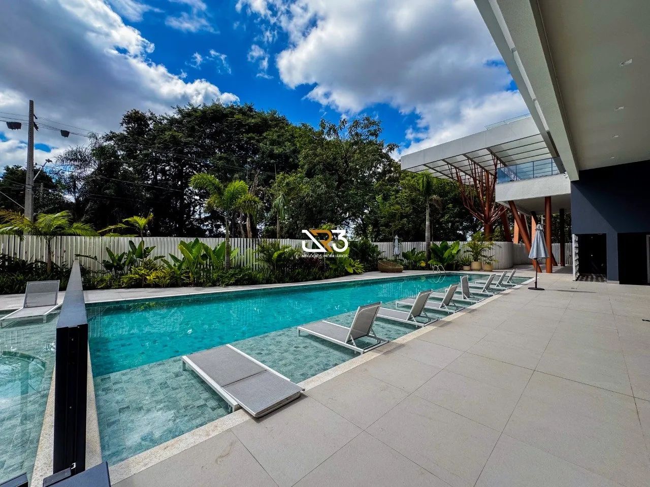 Apartamento para locação no Wonder com 4 suítes e 283 m² na Nova Prochet em Londrina