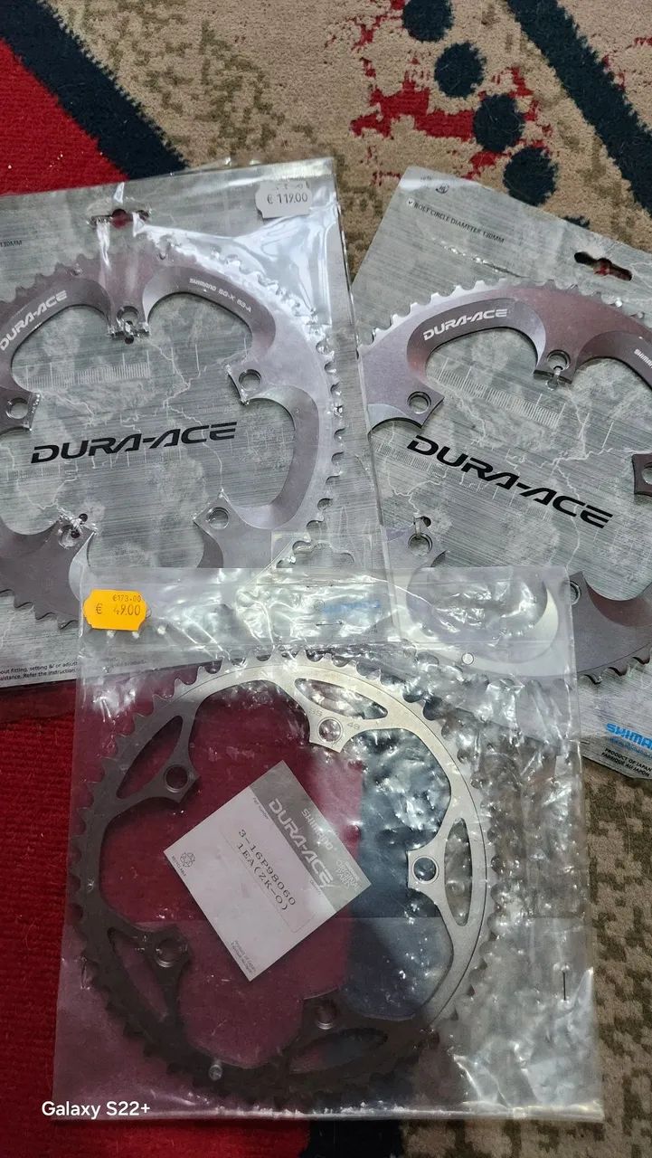 Coroa dura ace 10v cromada muito rara - Foto 4