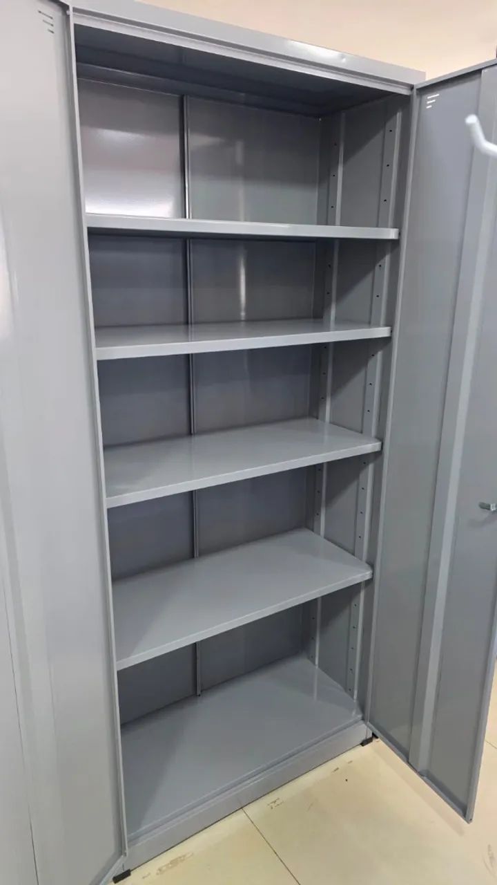 Armário de aço de 2 portas com 4 prateleiras - Foto 2