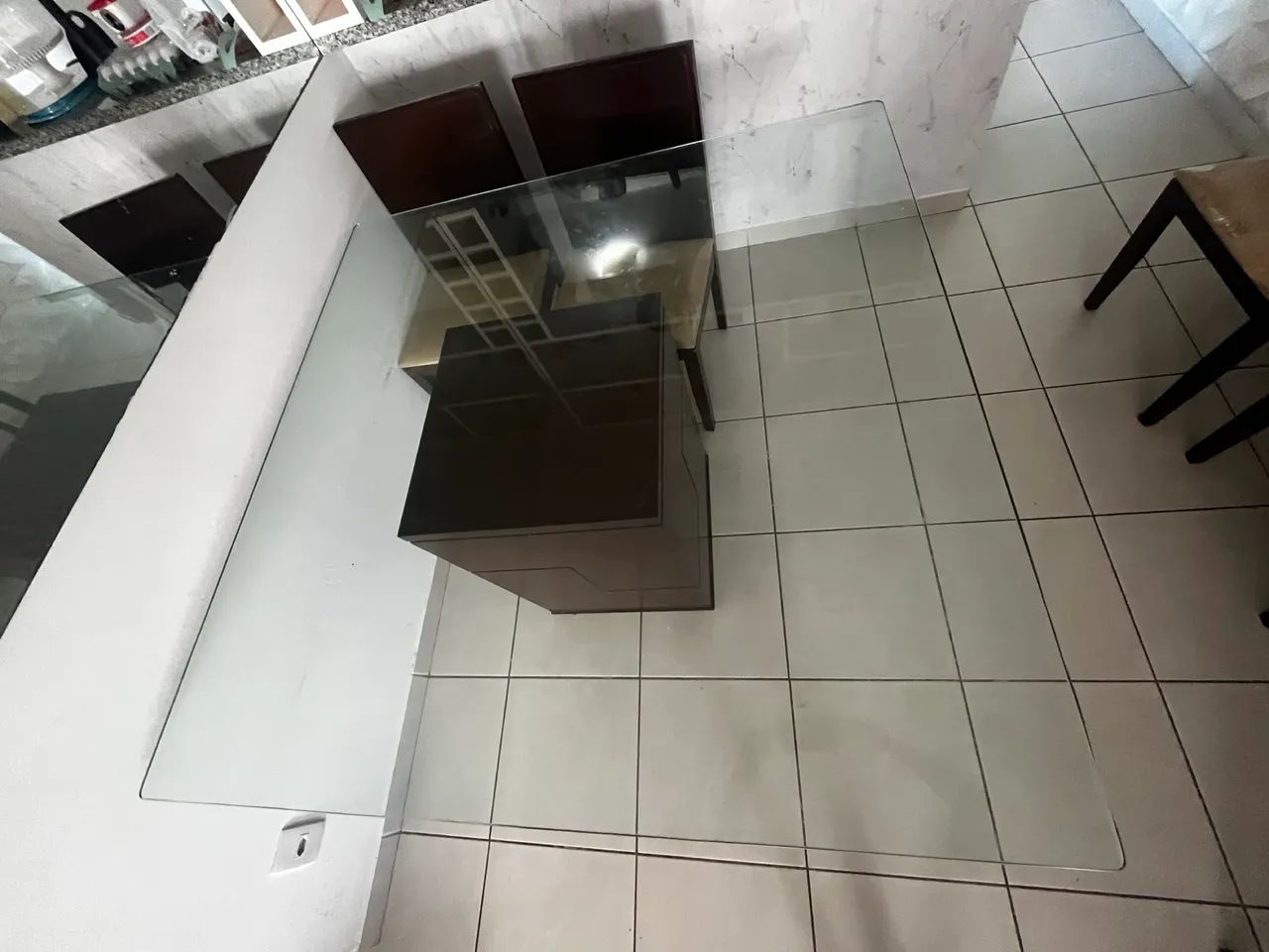 Mesa quadrada com 6 lugares - Foto 2