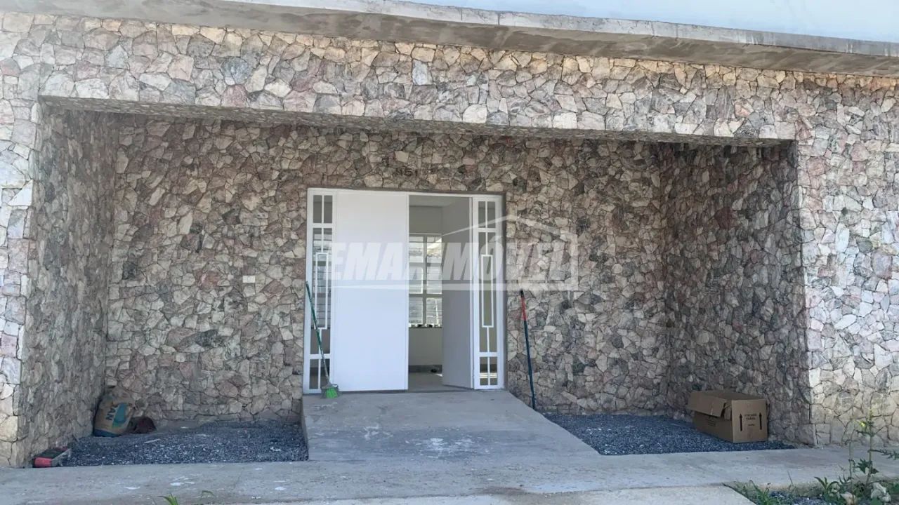 Imóvel em reforma, adaptável ao seu comércio | Vila Barcelona - Foto 2