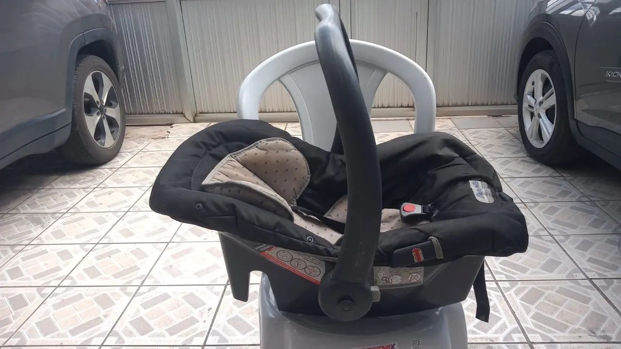 ÓTIMA CADEIRINHA PARA BEBÊ 